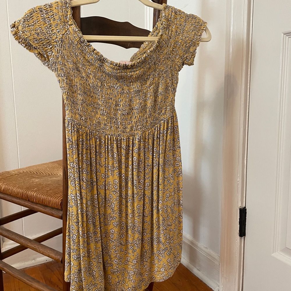 Yellow floral babydoll maternity top - small